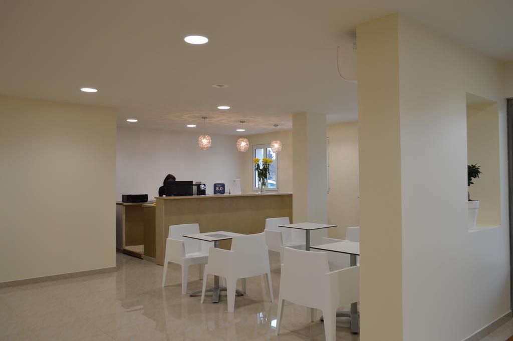 Appart'hotel Et Essentiel Spa Arles