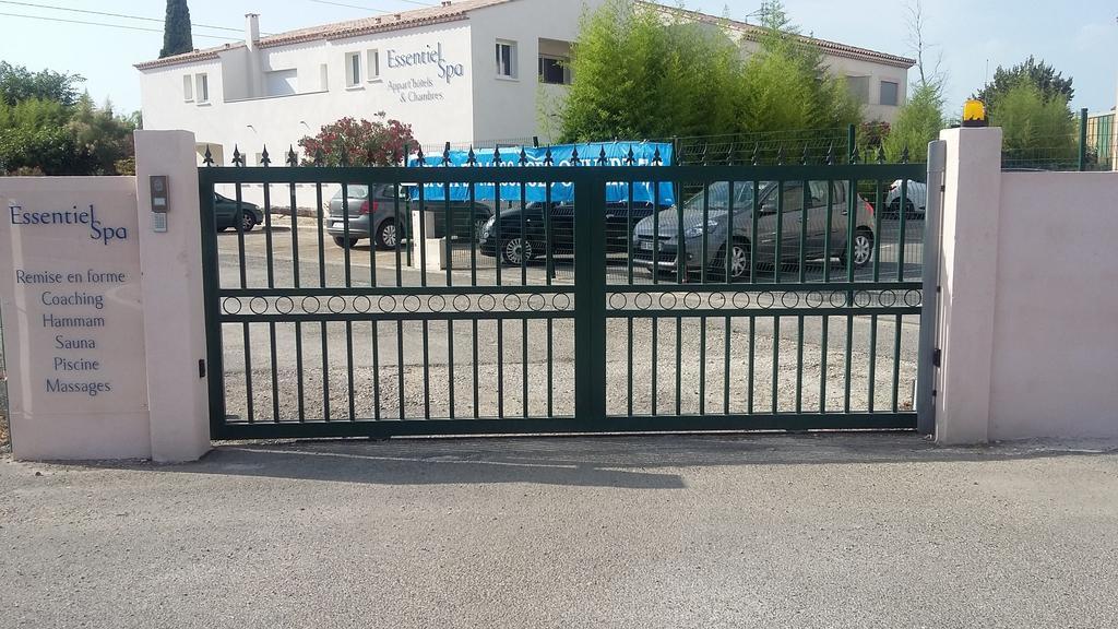 Appart'hotel Et Essentiel Spa Arles