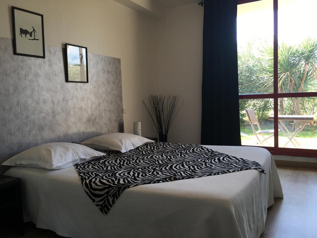 Guest house Appart'hotel Et Essentiel Spa Arles