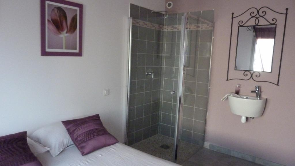 Appart'hotel Et Essentiel Spa Arles