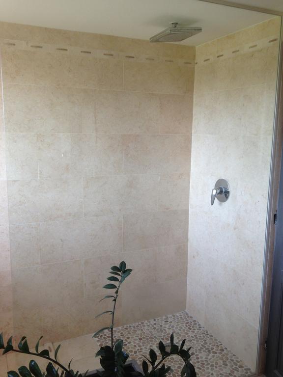 Appart'hotel Et Essentiel Spa * Arles