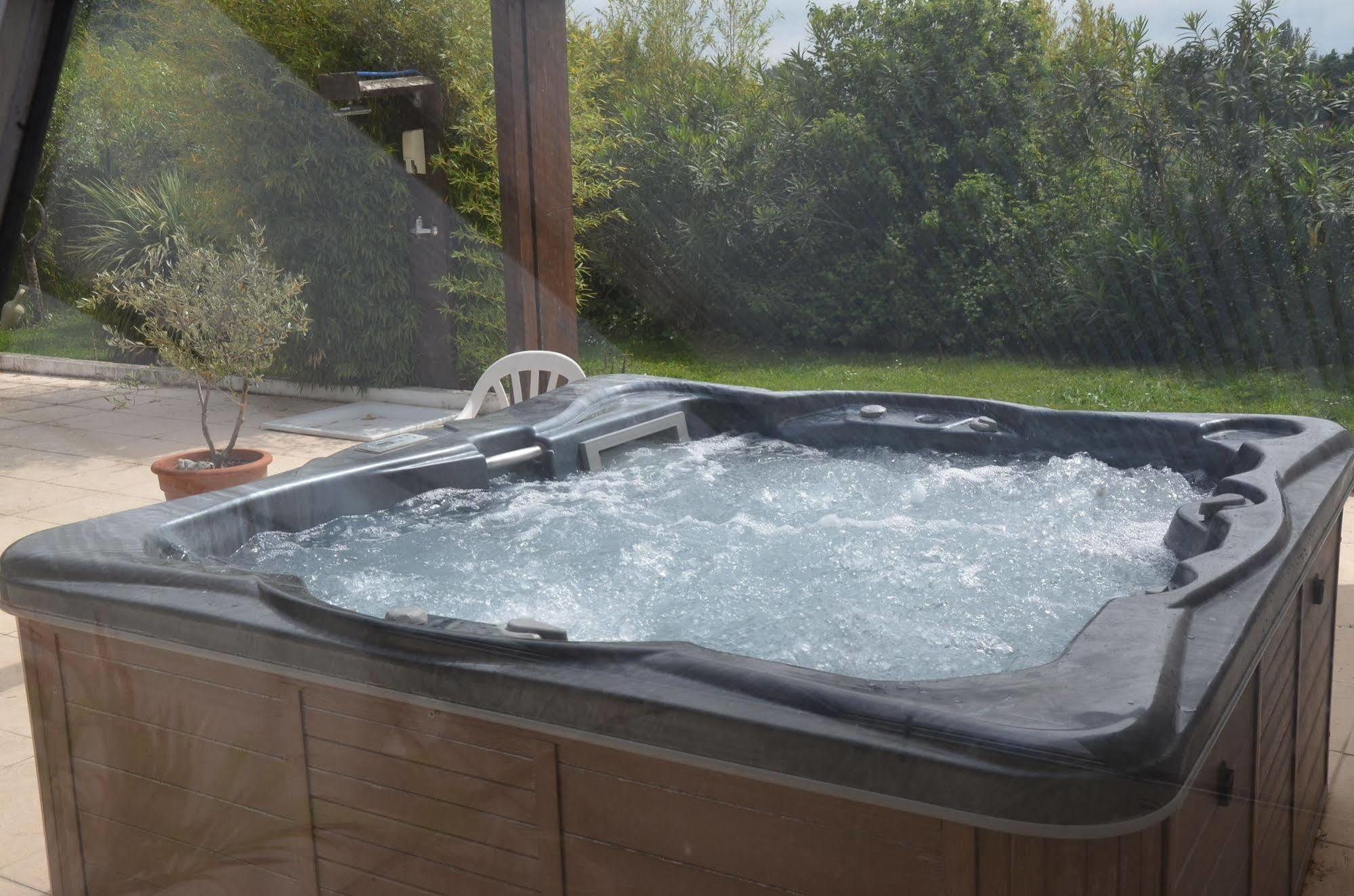 Guest house Appart'hotel Et Essentiel Spa *